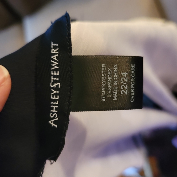 Ashley Stewart: Size 22/24 Houndstooth Jacket - Picture 5 of 5